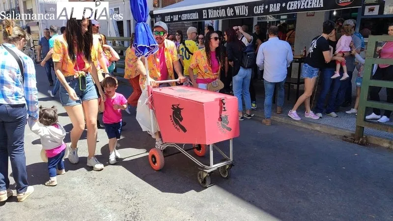 Encierro del viernes de Corpus y encierro infantil en Vitigudino / CORRAL
