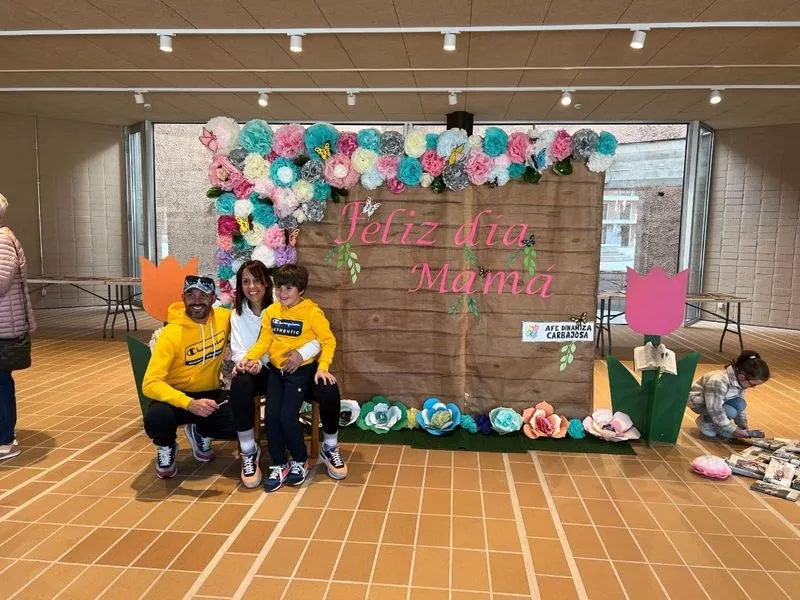 Actividad por el Día de la Madre en Carbajosa