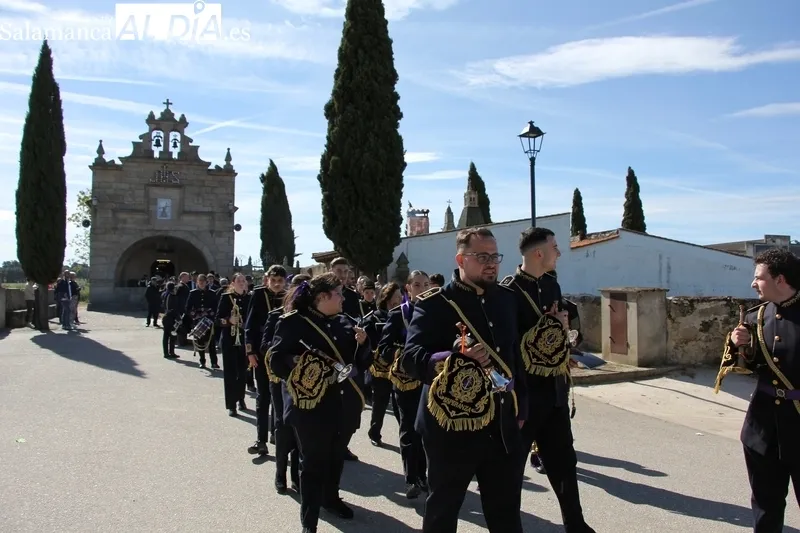 Foto 10 - La Banda Esperanza recorre las calles de San Felices acompa&ntilde;ando a Jes&uacute;s Nazareno