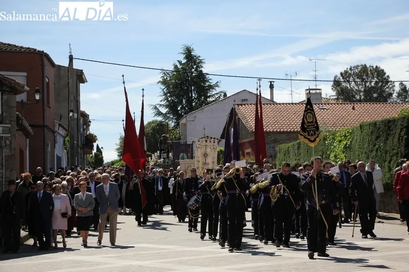 Foto 5 - La Banda Esperanza recorre las calles de San Felices acompa&ntilde;ando a Jes&uacute;s Nazareno