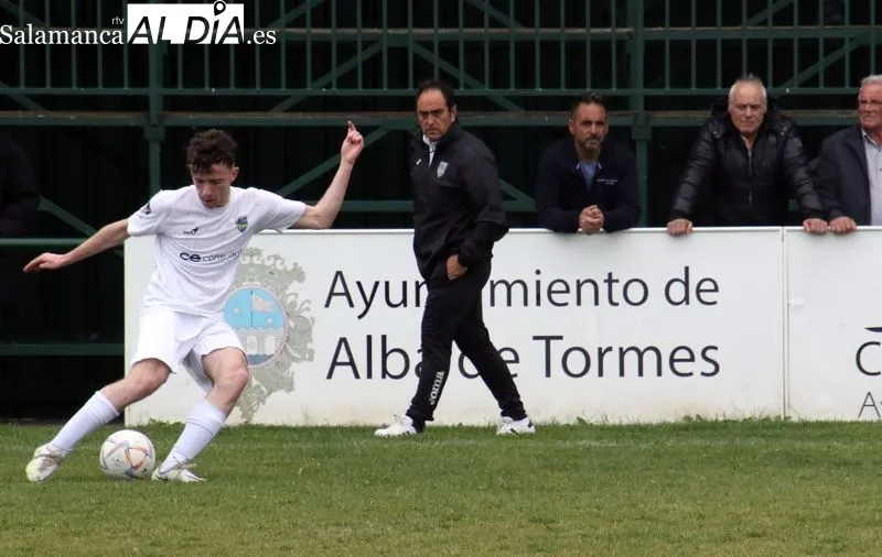Foto 2 - Victoria pasada por agua del Aficionado (2-1)