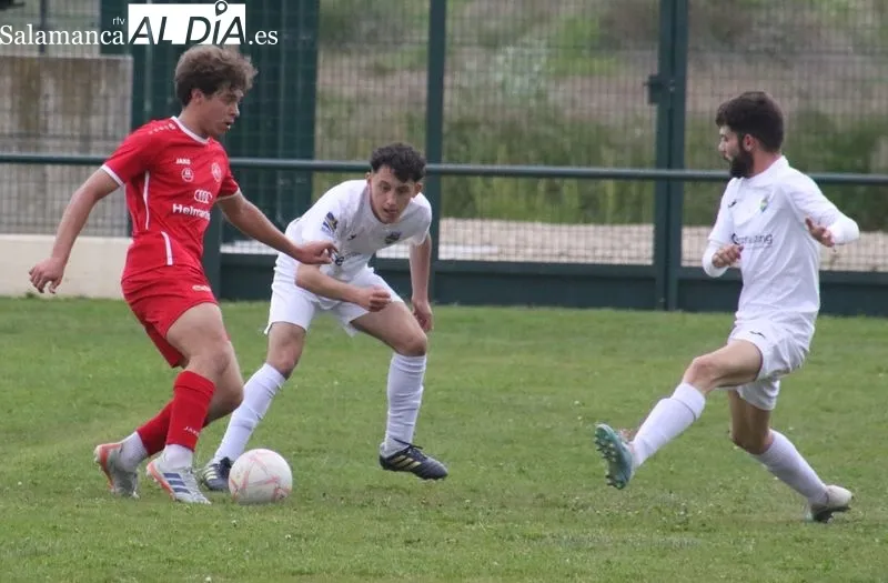 Foto 9 - Victoria pasada por agua del Aficionado (2-1)