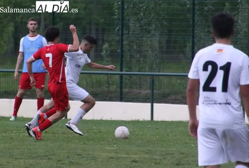 Foto 11 - Victoria pasada por agua del Aficionado (2-1)