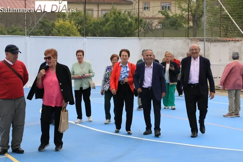 Convivencia comarca de asociaciones de mayores celebrada este lunes en Aldeadávila de la Ribera / CORRAL 