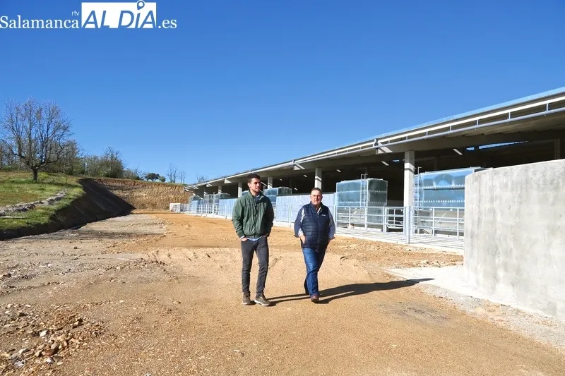 La nueva granja de Dehesa Grande cubrirá las necesidades de sus socios y ganaderos fieles a la cooperativa / CORRAL 