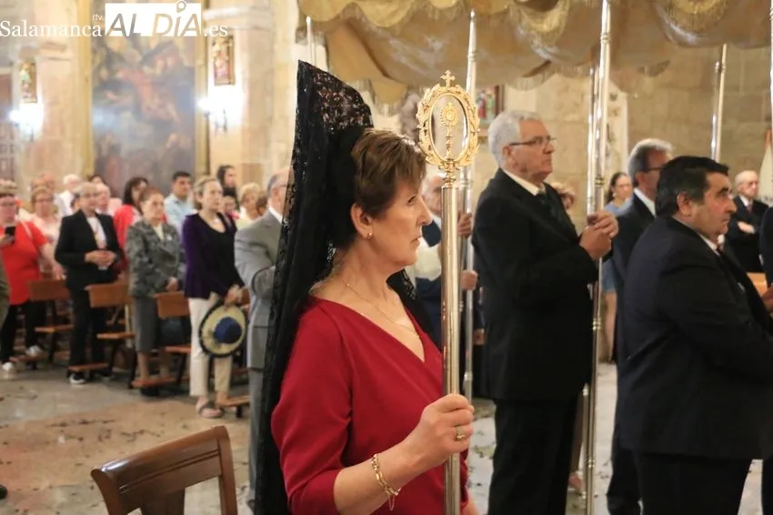 Procesión del Corpus en Vitigudino / CORRAL