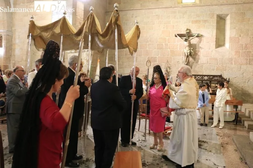 Procesión del Corpus en Vitigudino / CORRAL