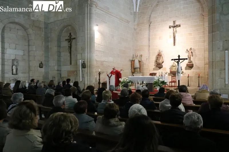Celebración de la fiestas de Santa Cruz en Masueco / CORRAL