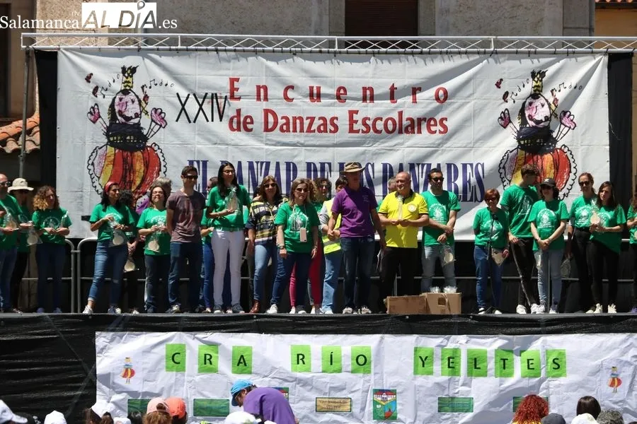 XXIV Danzar de los Danzares en Villavieja de Yeltes / CORRAL
