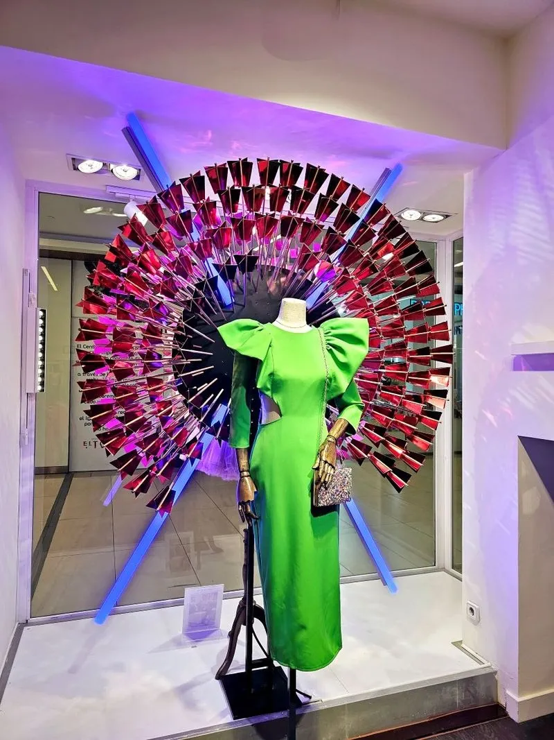 El Centro Comercial El Tormes abre un nuevo establecimiento de la reconocida marca de moda KOKER