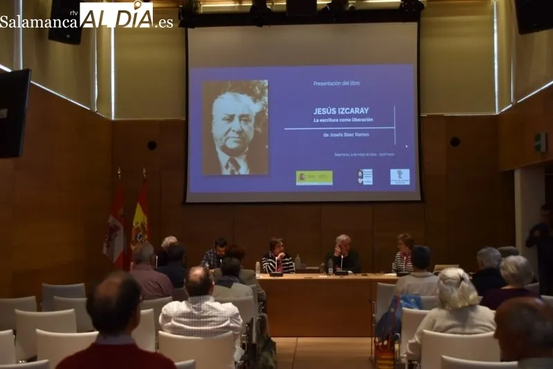 Presentación del libro “Jesús Izcaray. La escritura como liberación” de Josefa Báez Ramos. Fotos: Vanesa Martins.