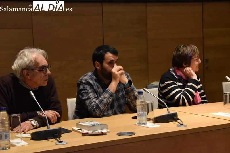 Presentación del libro “Jesús Izcaray. La escritura como liberación” de Josefa Báez Ramos. Fotos: Vanesa Martins.