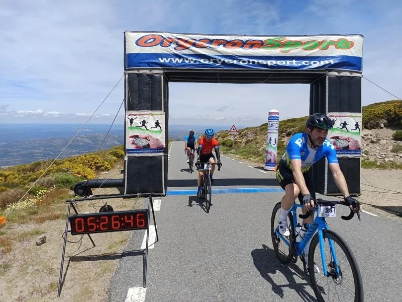 Gran ambiente en la Marcha Cicloturista Bedelalsa celebrada en Béjar. Foto: Orycronsport