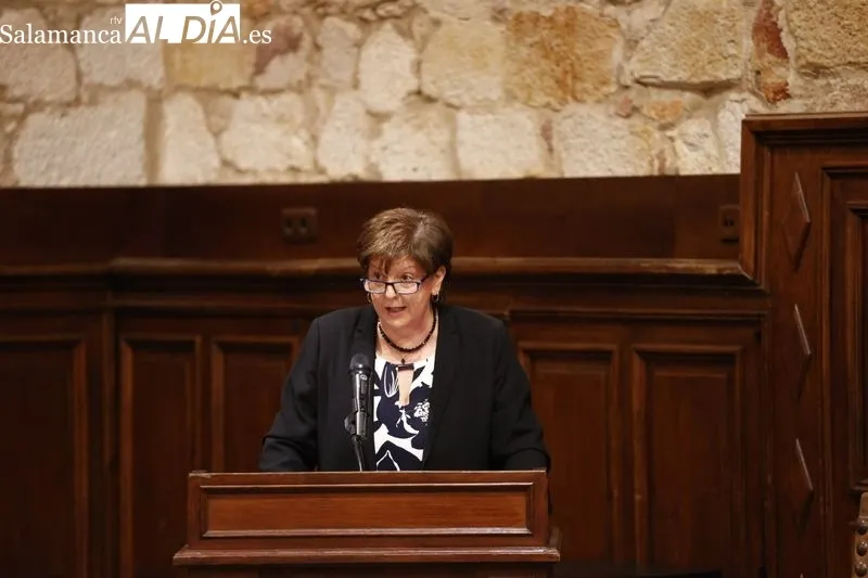 Acto de ingreso de María Josefa García Barrado en la Real Academia de Medicina de Salamanca. Fotos: David Sañudo
