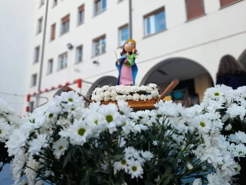 Foto 10 - El colegio San Juan Bosco celebra la fiesta de Mar&iacute;a Auxiliadora