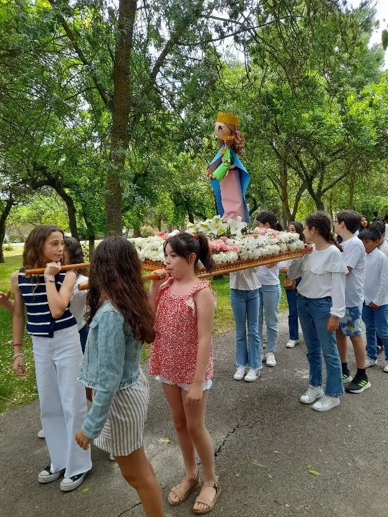 Foto 6 - El colegio San Juan Bosco celebra la fiesta de Mar&iacute;a Auxiliadora