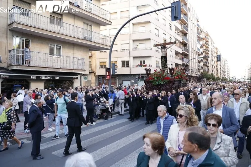 Procesión del Cristo de los Milagros en Salamanca. Fotos: David Sañudo