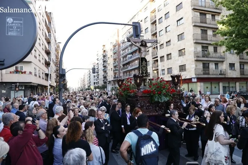 Procesión del Cristo de los Milagros en Salamanca. Fotos: David Sañudo