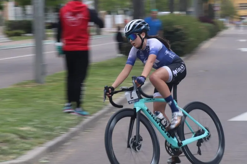 Ciclistas de la escuela Mirat - Salamanca es ciclismo en el I Trofeo Escuelas Mirat celebrado en Salamanca
