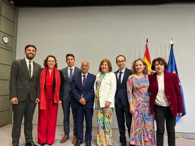El salmantino Joaquín Merchán toma posesión como presidente del Consejo General de Graduados Sociales. 