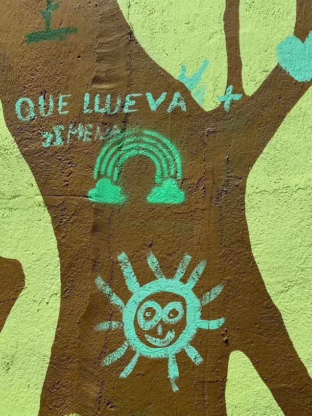 Los niños de Villavieja de Yeltes participan en el mural 'Un viaje por el clima' 