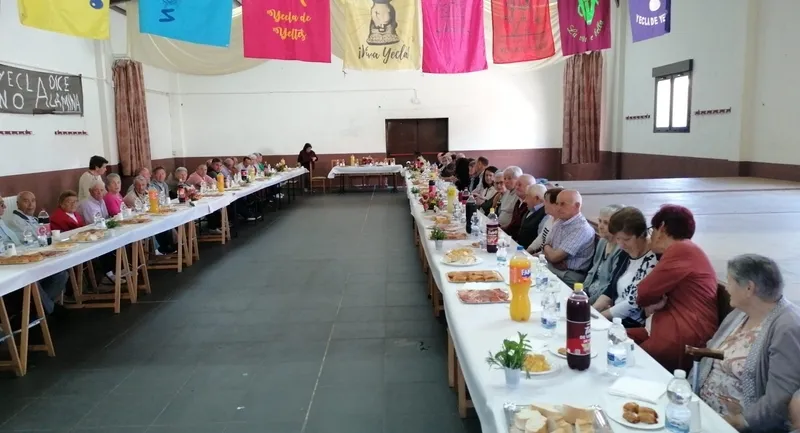 Vecinos de Yecla de Yeltes se despedían del que ha sido su enfermero durante los últimos 28 años