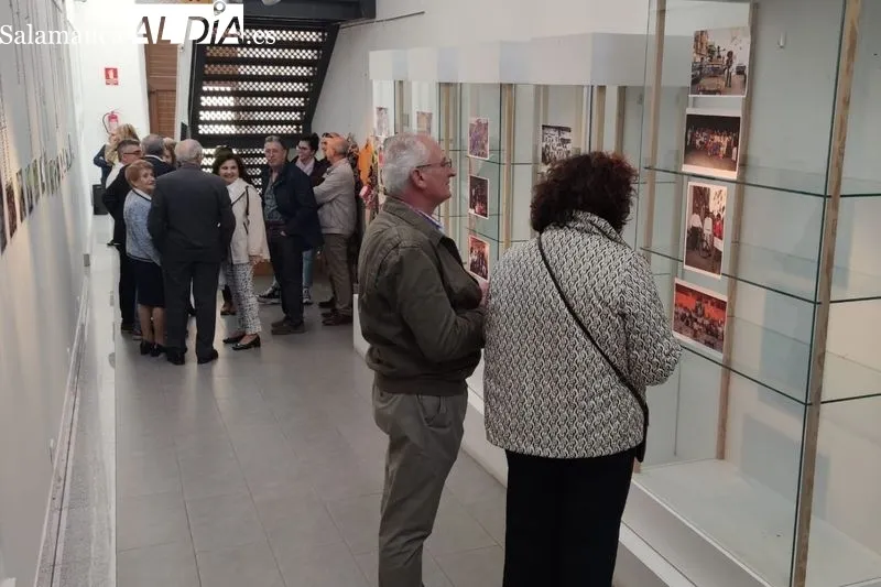 Inauguración de la exposición de la Peña Solera sobre el Corpus de Vitigudino