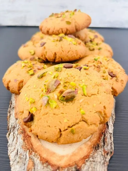 Javier, el influencer repostero de Salamanca que triunfa con sus postres