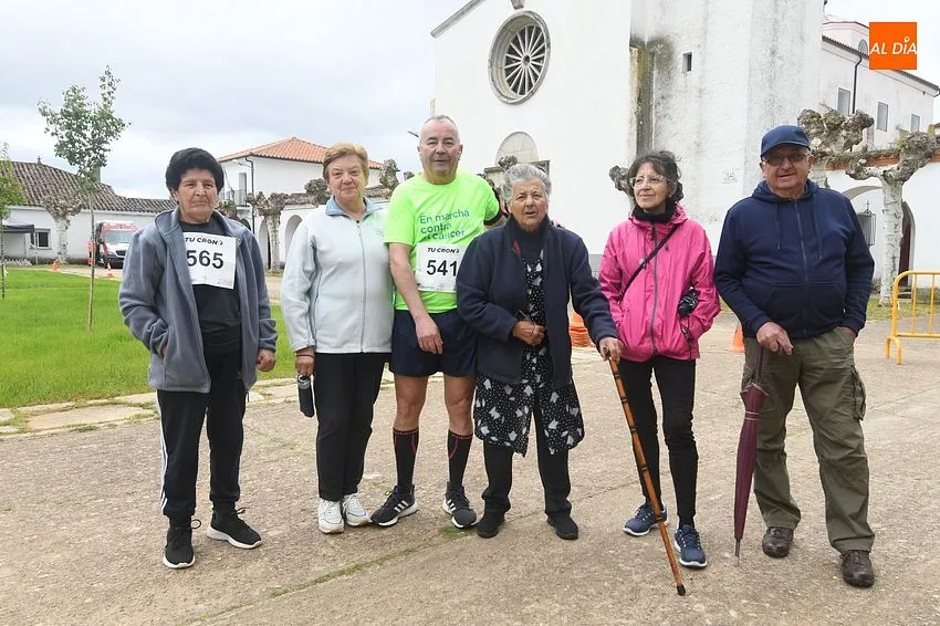 Foto 6 - Adri&aacute;n Mart&iacute;n y Ver&oacute;nica S&aacute;nchez se imponen en el estreno de la Carrera Popular de &Aacute;gueda