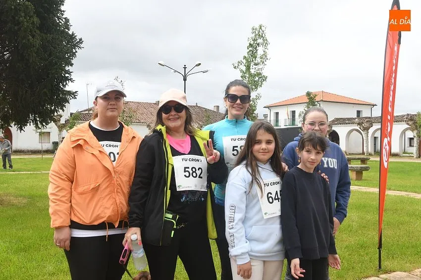 Foto 7 - Adri&aacute;n Mart&iacute;n y Ver&oacute;nica S&aacute;nchez se imponen en el estreno de la Carrera Popular de &Aacute;gueda