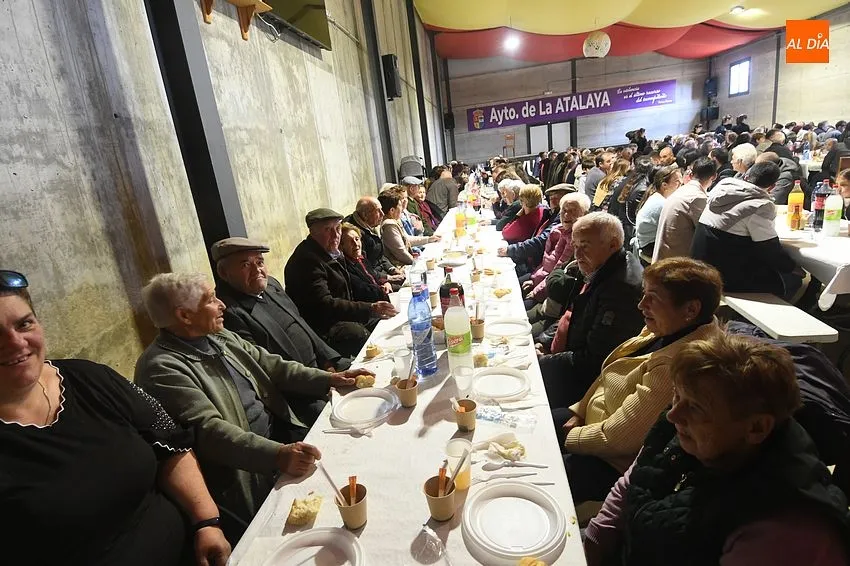 Comida popular en La Atalaya/ Fotos: Adrián M.Pastor