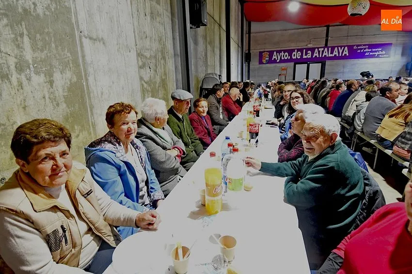 Comida popular en La Atalaya/ Fotos: Adrián M.Pastor
