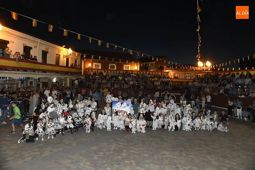 Gran participación en el desfile de Carrozas de La Fuente de San Esteban/ Fotos: Adrián M.Pastor