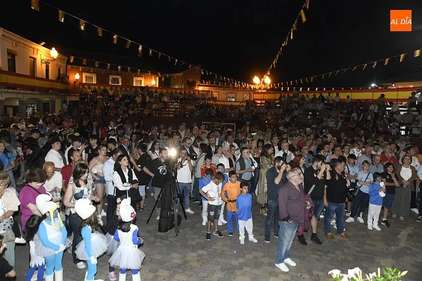 Vicente del Bosque en el pregón del Corpus de La Fuente de San Esteban/ Fotos: Adrián M.Pastor