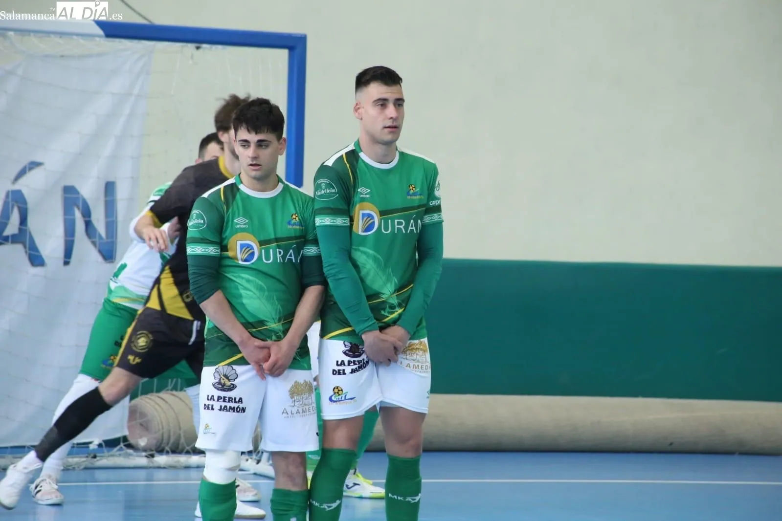 Foto 13 - El Piensos Dur&aacute;n Albense deja escapar vivo al Lugo y todo se decidir&aacute; en la vuelta (2-2)