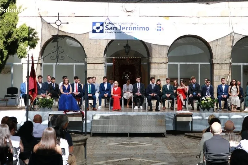 Foto 3 - Fiesta de graduaci&oacute;n en el Colegio Seminario San Jer&oacute;nimo