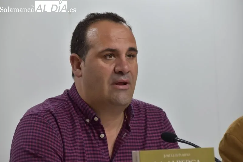 Presentación en la Feria del Libro de Salamanca del nuevo trabajo de José Luis Puerto, 'La Alberca: memoria y patrimonio. (2) Lo profano', editado por la Diputación. Foto: Vanesa Martins