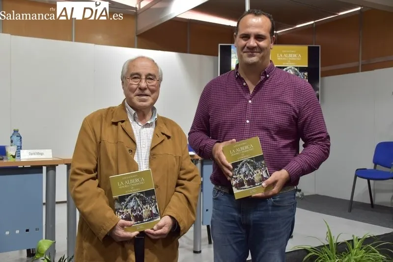 Presentación en la Feria del Libro de Salamanca del nuevo trabajo de José Luis Puerto, 'La Alberca: memoria y patrimonio. (2) Lo profano', editado por la Diputación. Foto: Vanesa Martins