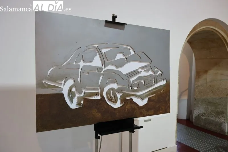 El Museo de Historia de la Automoción de Salamanca (MHAS) ofrece a sus visitantes hasta el día 23 de junio la exposición Arte y Automoción: ‘Bunker’. Foto: David Sañudo