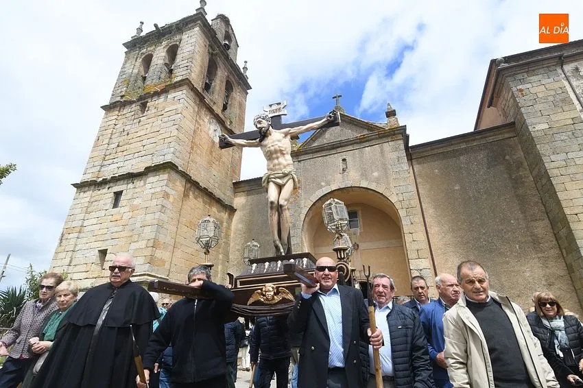 procesión cristo santa cruz el bodon