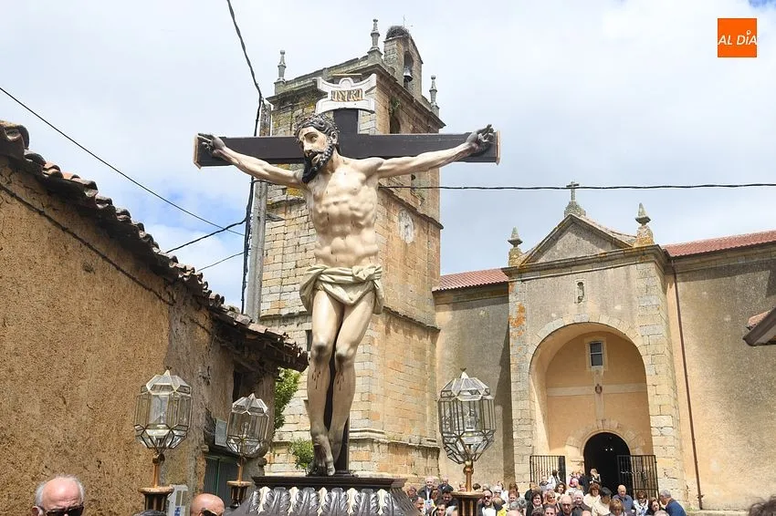 procesión cristo santa cruz el bodon