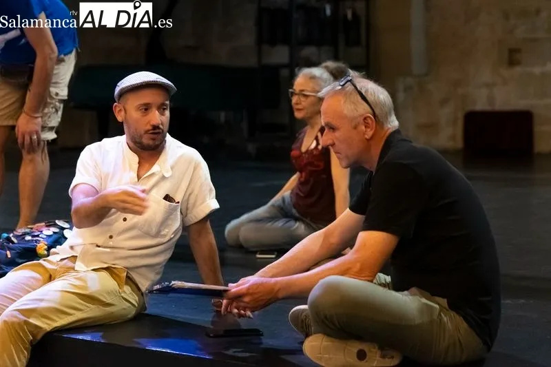 Rodaje de 'Experiencias Turismo España' en Salamanca en el Teatro Liceo. Foto: David Sañudo