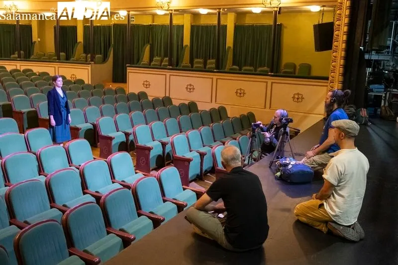 Rodaje de 'Experiencias Turismo España' en Salamanca en el Teatro Liceo. Foto: David Sañudo