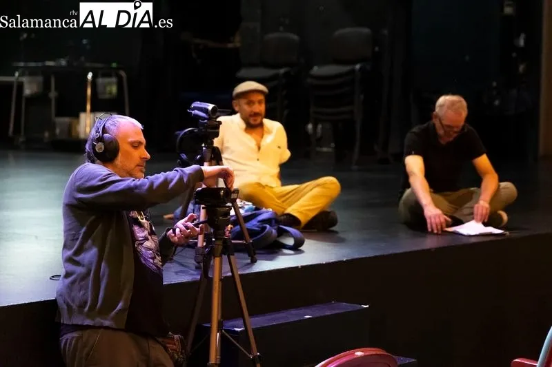 Rodaje de 'Experiencias Turismo España' en Salamanca en el Teatro Liceo. Foto: David Sañudo