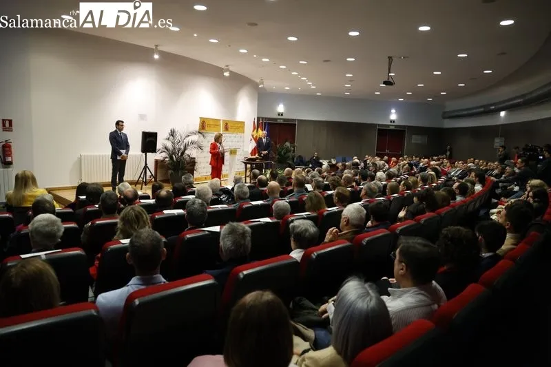 Toma posesión como nueva Subdelegada del Gobierno en Salamanca de Rosa María López. Foto: David Sañudo