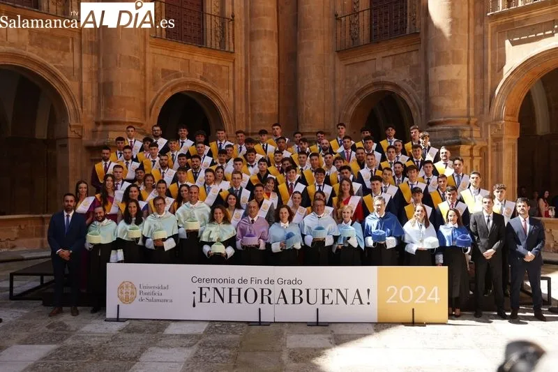 Los alumnos de Ciencias de la Actividad Física y del Deporte celebran su graduación  | FOTOS: David Sañudo 
