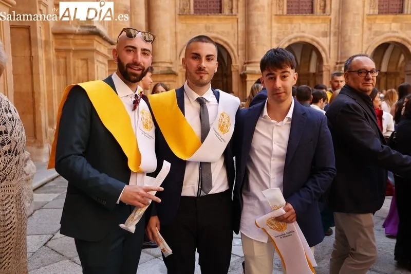 Los alumnos de Ciencias de la Actividad Física y del Deporte celebran su graduación  | FOTOS: David Sañudo 