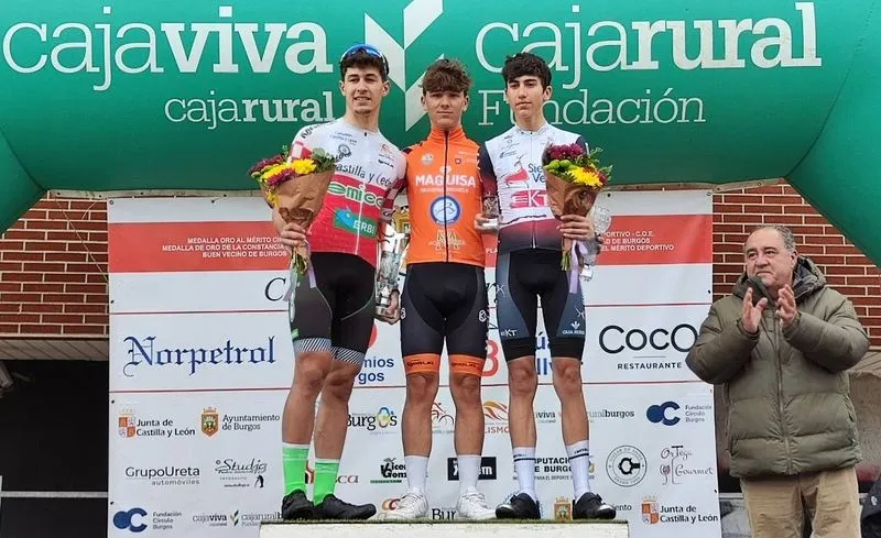 Ciclistas del Siega Verde – Ekiparte del Club Ciclista Promesal