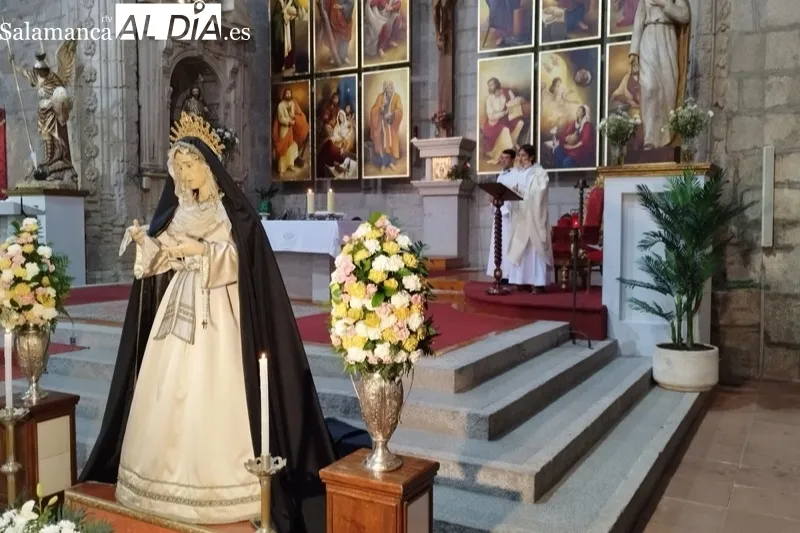 Foto 8 - Nuestra Se&ntilde;ora de la Soledad se muestra en su esplendor original tras someterse a un proceso de reestructuraci&oacute;n 