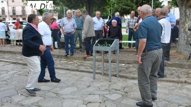 Foto 2 - Doscientos Mayores disfrutan en la fiesta patronal de la asociaci&oacute;n de jubilados de Lumbrales